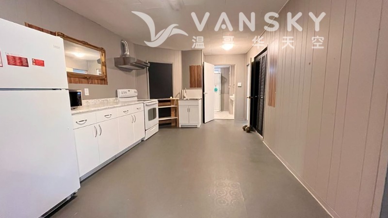 250722151932_Kitchen and dining room.jpg